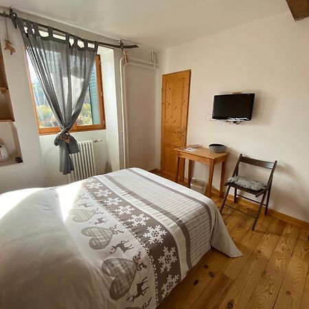 Auberge De La Foret Auris Room photo
