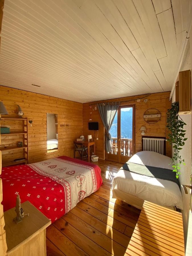 Auberge De La Foret Auris Room photo