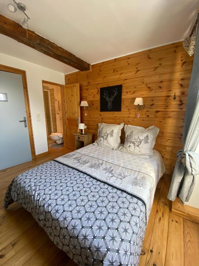 Auberge De La Foret Auris Exterior photo