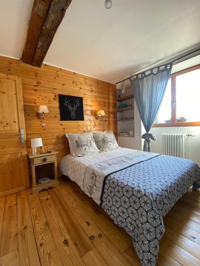 Auberge De La Foret Auris Exterior photo