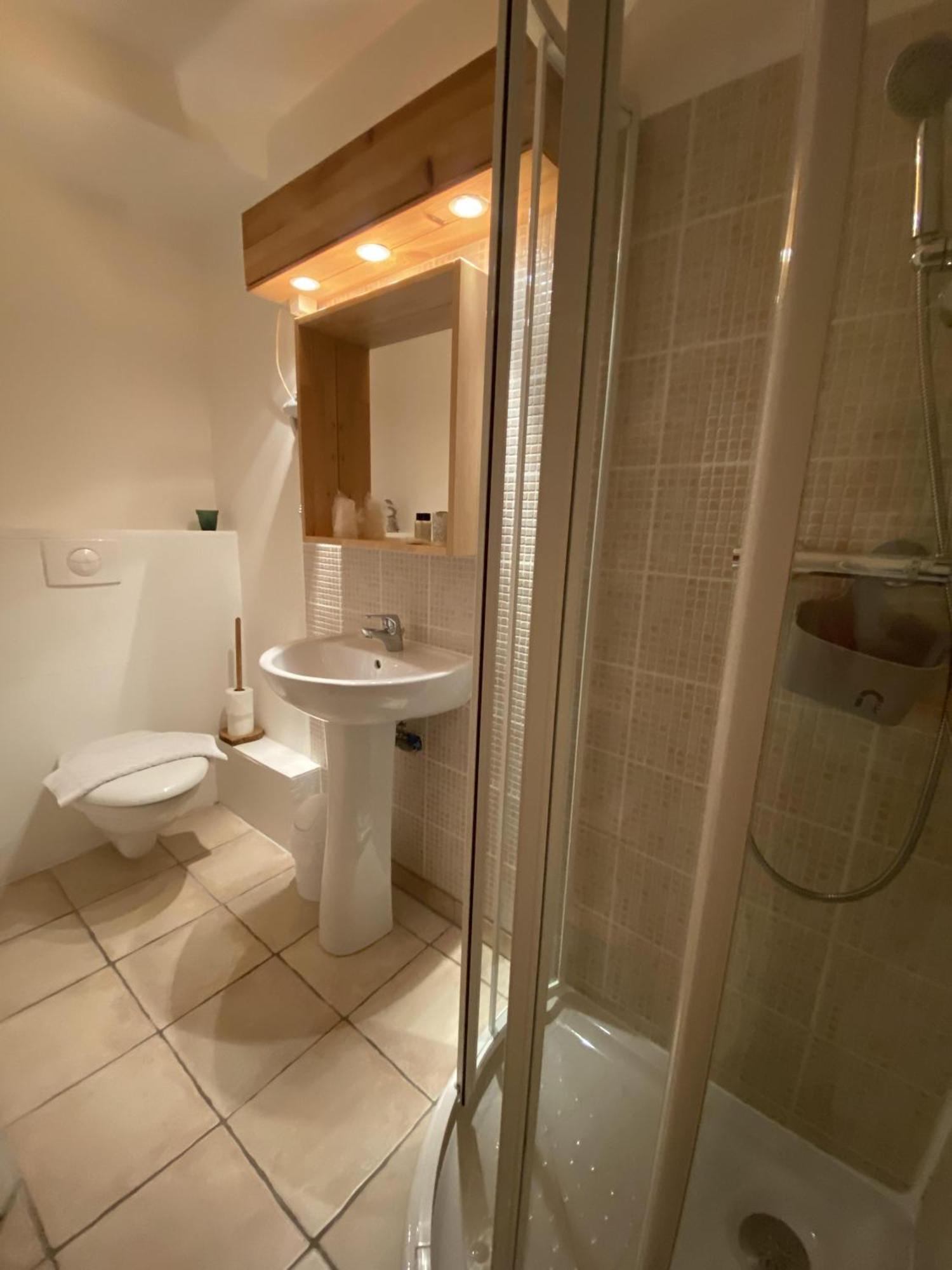 Auberge De La Foret Auris Room photo