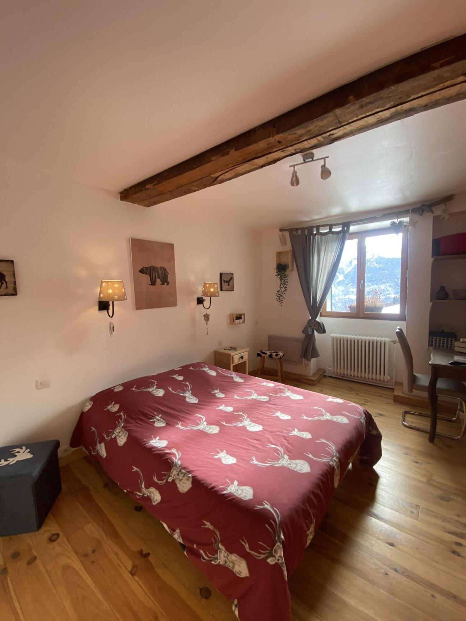 Auberge De La Foret Auris Room photo